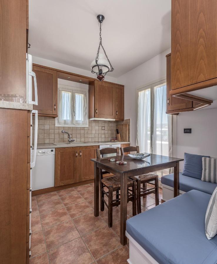 Akitos Maisonette Адамас Экстерьер фото